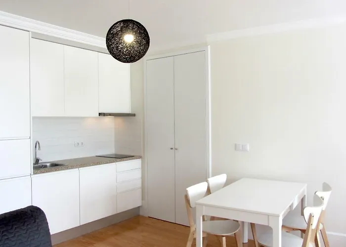 Cedofeita Studio, By Flat In Oporto